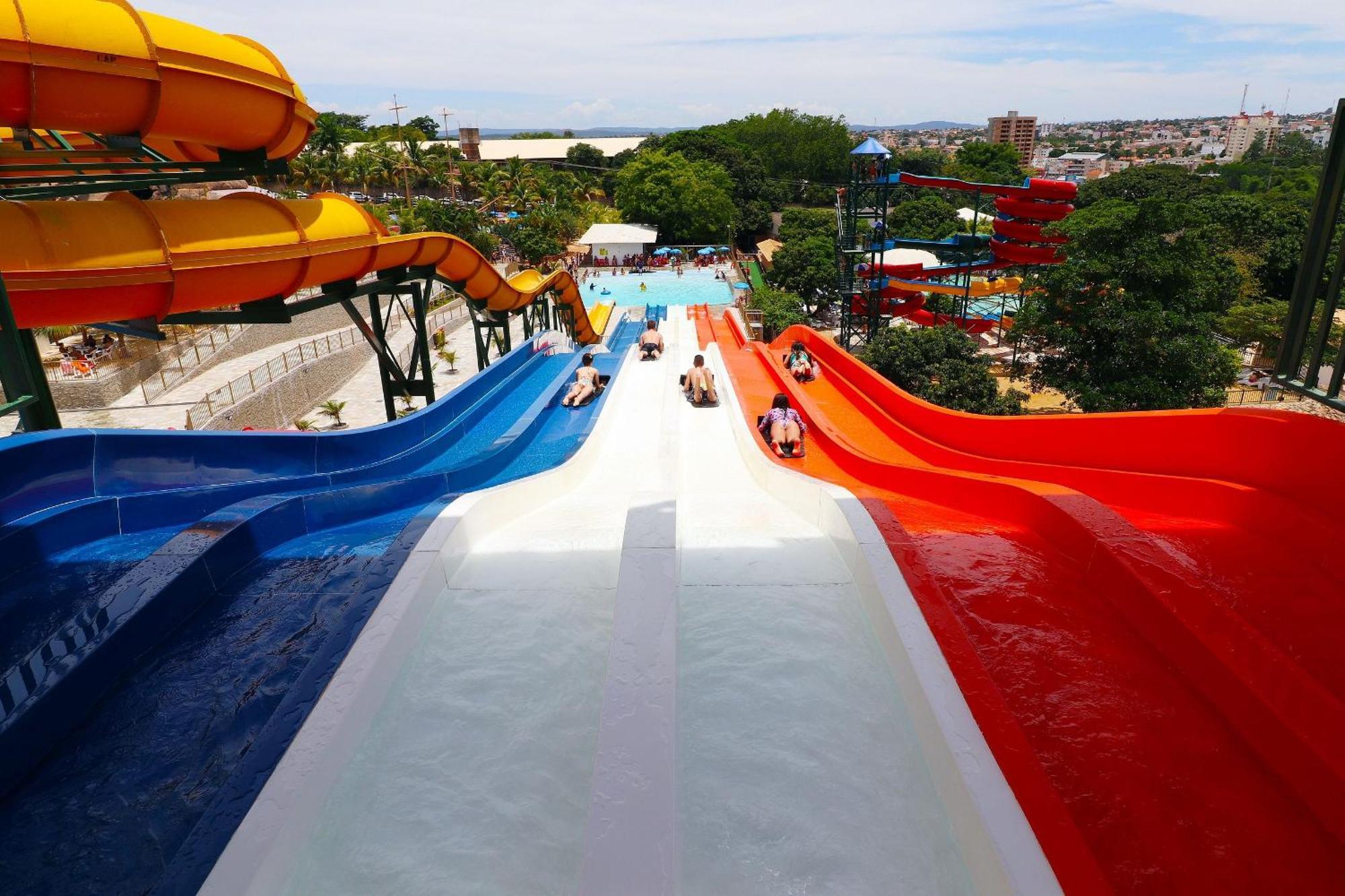 Piazza Diroma Com Acesso Ao Acqua Park Todos Os Dias Holiday home